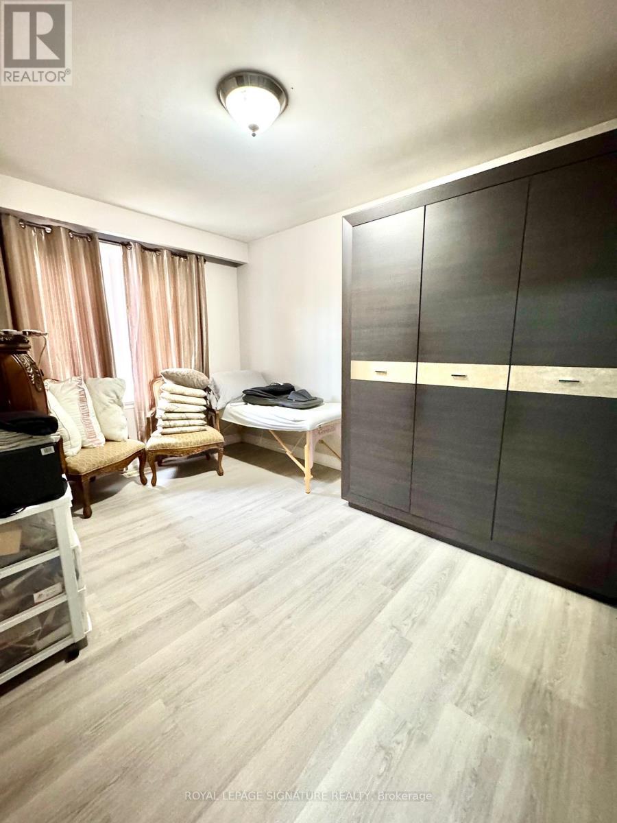 46 Burlingame Road, Toronto, Ontario  M8W 1Y8 - Photo 13 - W12595772