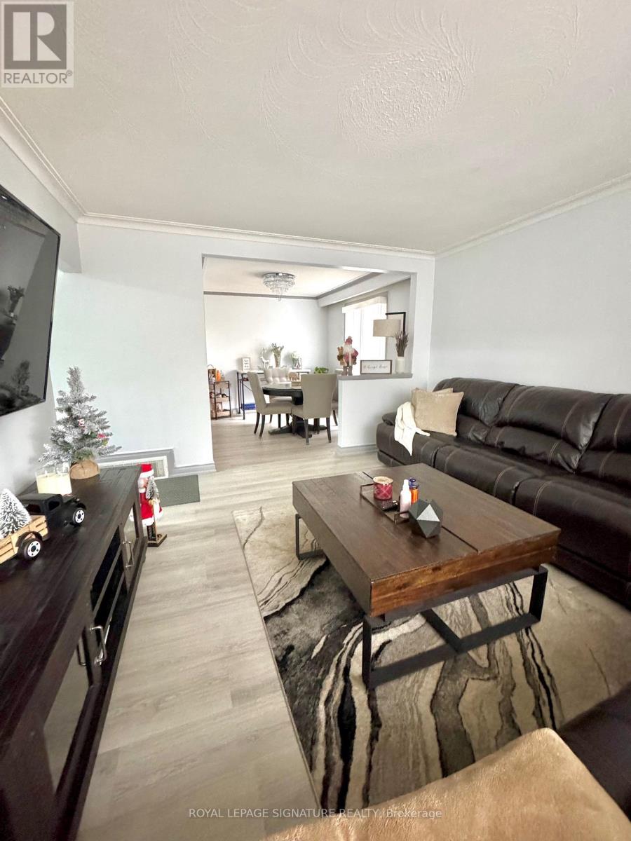 46 Burlingame Road, Toronto, Ontario  M8W 1Y8 - Photo 14 - W12595772