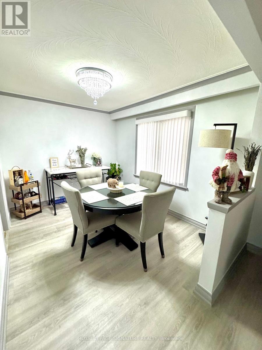 46 Burlingame Road, Toronto, Ontario  M8W 1Y8 - Photo 9 - W12595772