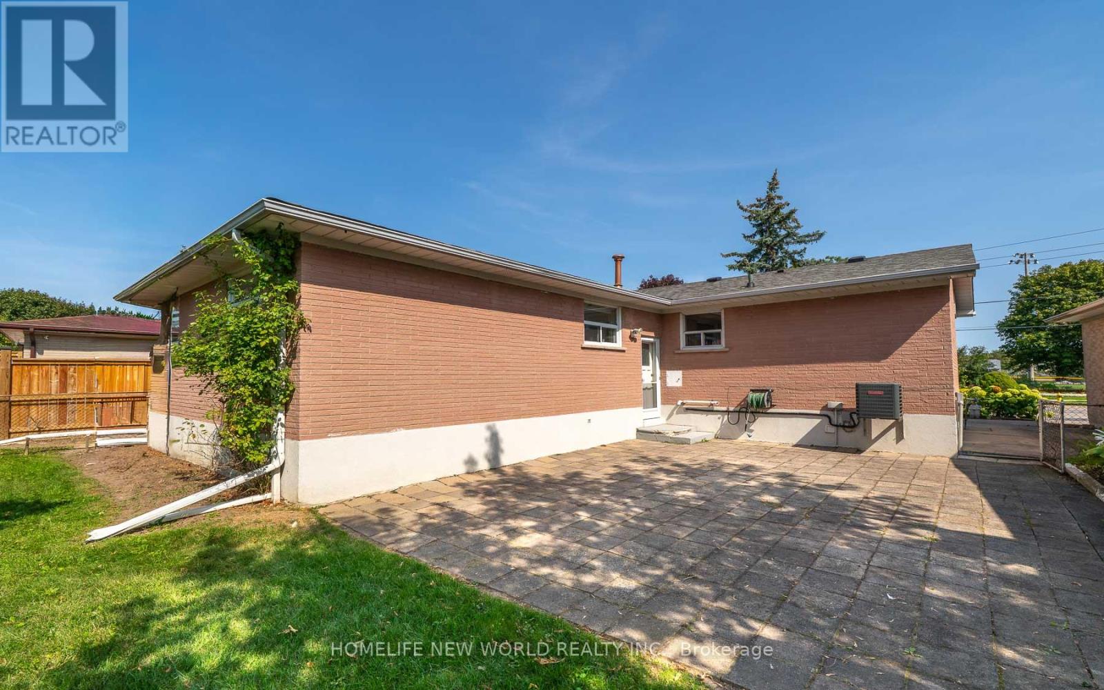 308 Sentinel Road, Toronto, Ontario  M3J 1T8 - Photo 32 - W12595804