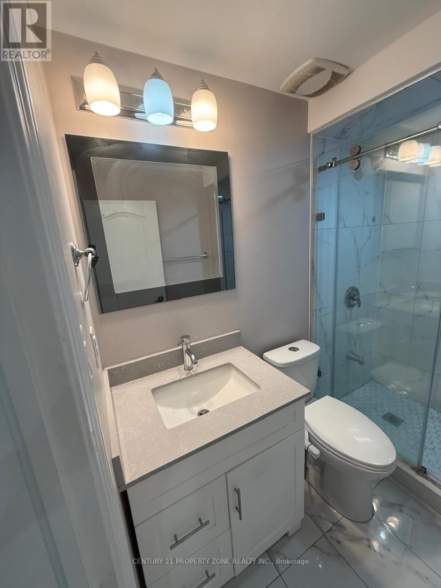 438 Royal West Drive, Brampton, Ontario  L6X 5K1 - Photo 11 - W12595816