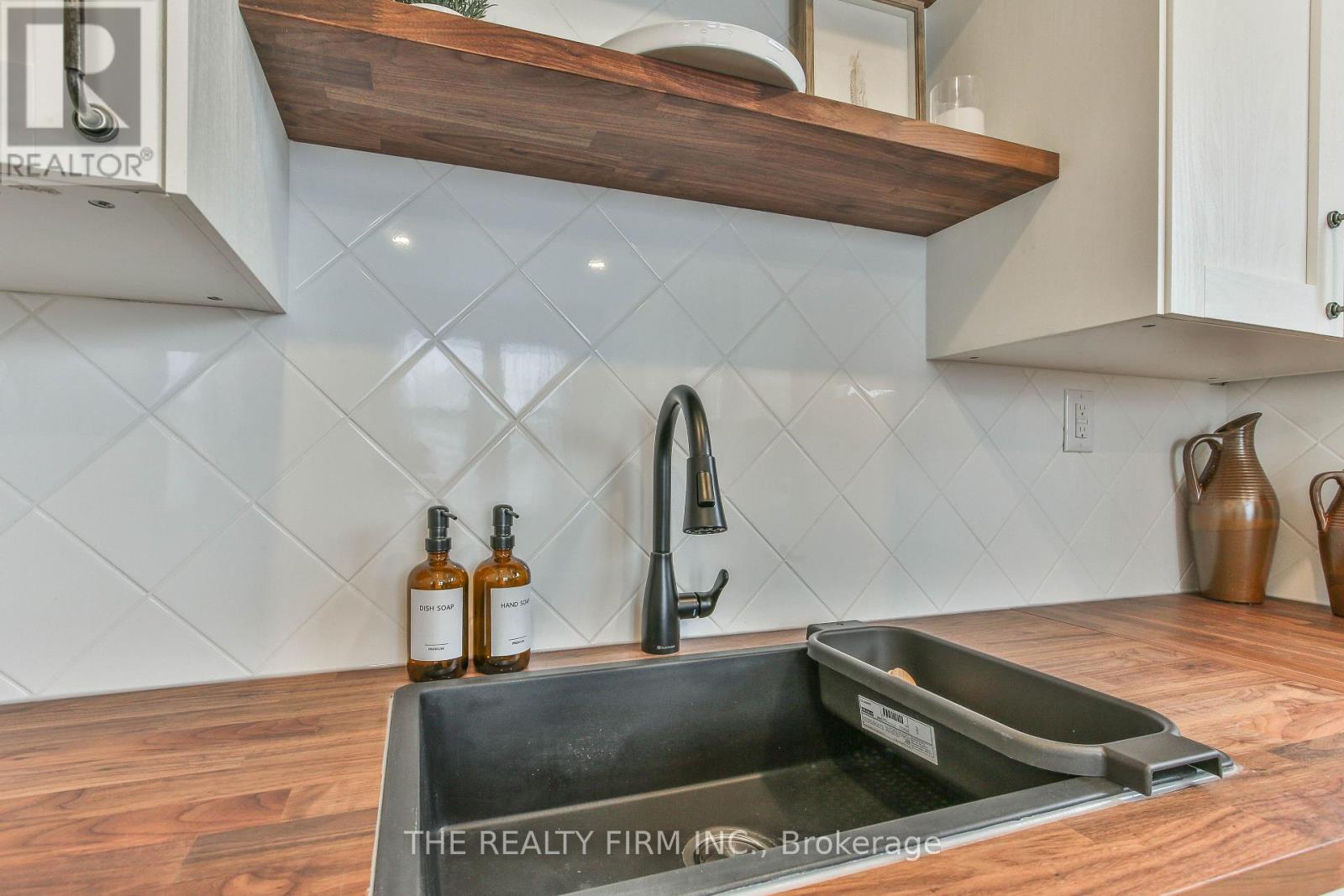 203 Harley Street, London East, Ontario  N5Y 2C3 - Photo 8 - X12595904