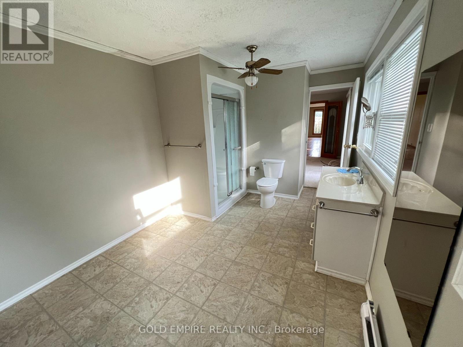 11635 Sunset Road, Southwold, Ontario  N5P 3T2 - Photo 17 - X12595950