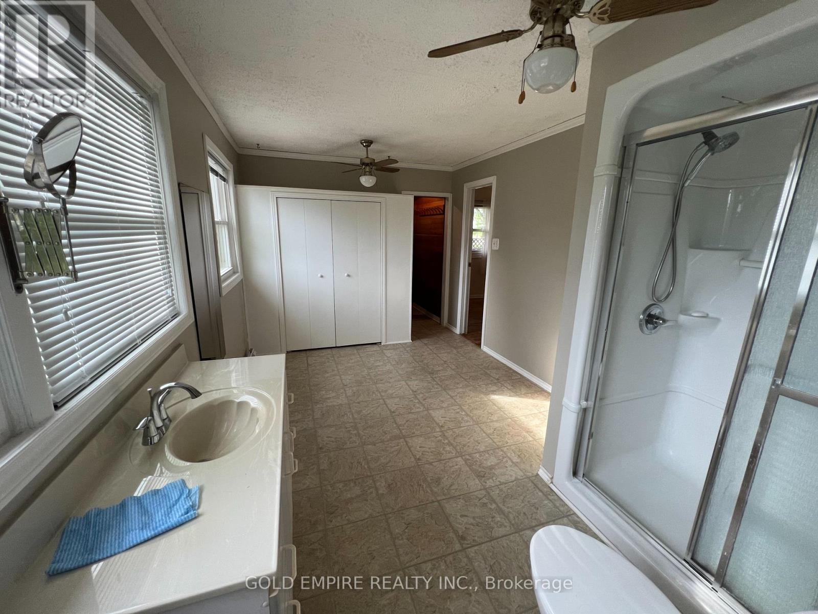 11635 Sunset Road, Southwold, Ontario  N5P 3T2 - Photo 18 - X12595950