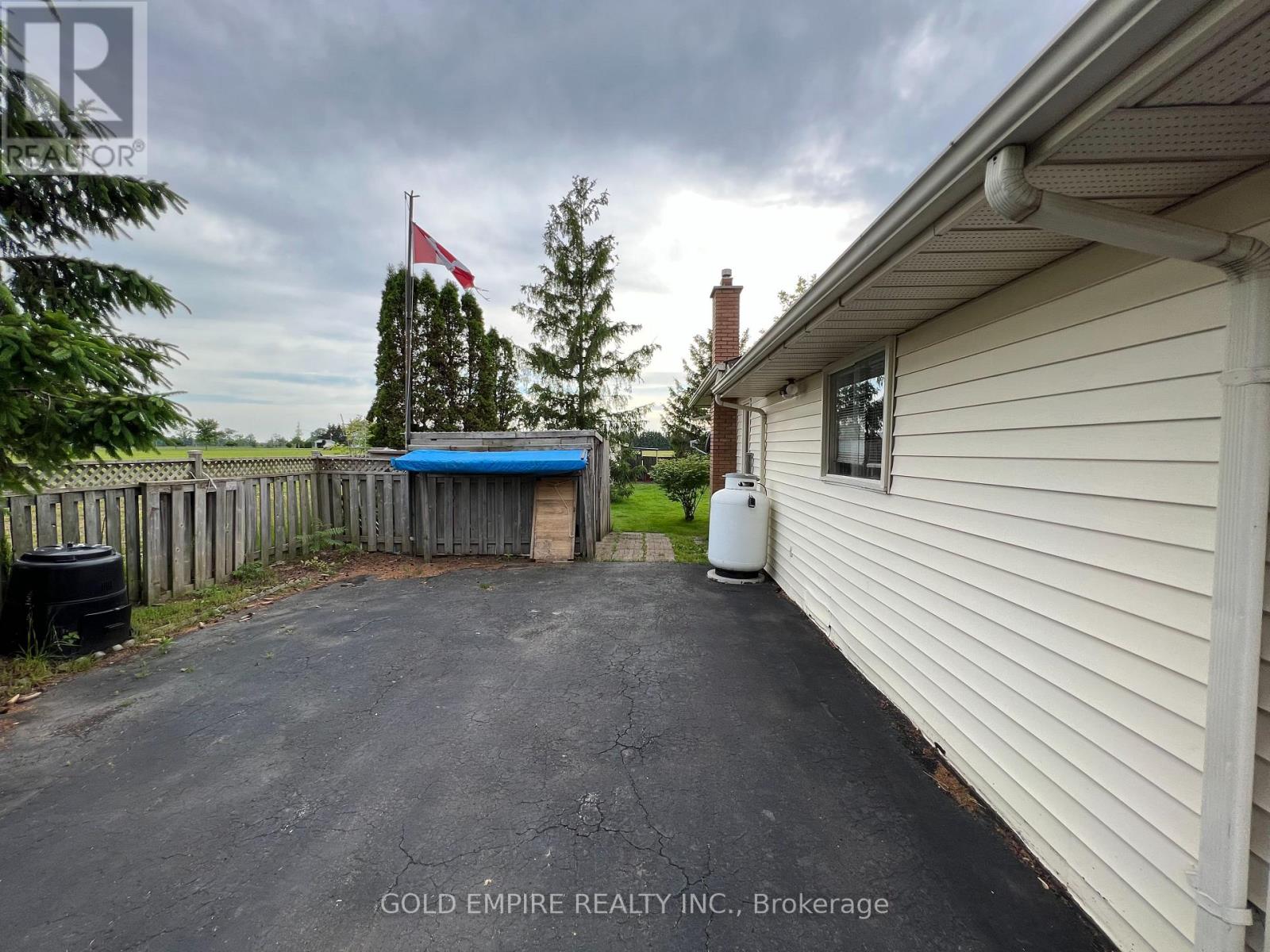 11635 Sunset Road, Southwold, Ontario  N5P 3T2 - Photo 23 - X12595950