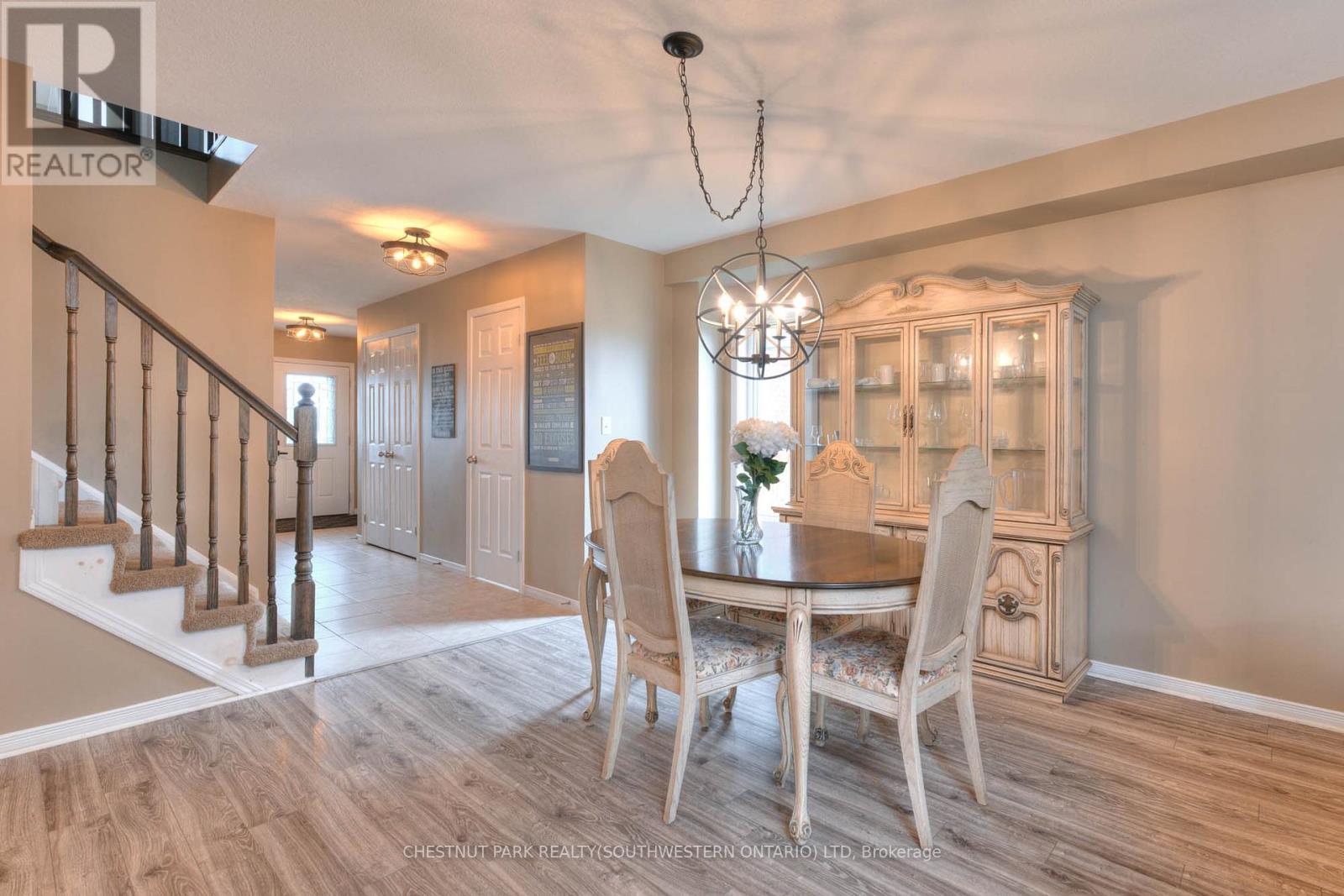 288 Steepleridge Street, Kitchener, Ontario  N2P 0B4 - Photo 11 - X12595774