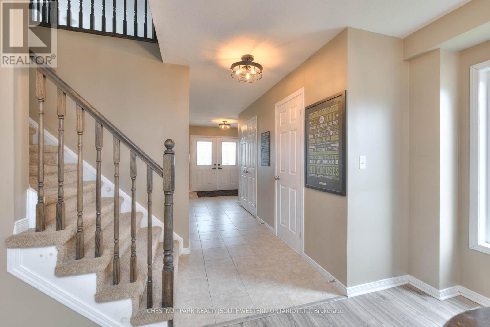 288 Steepleridge Street, Kitchener, Ontario  N2P 0B4 - Photo 9 - X12595774