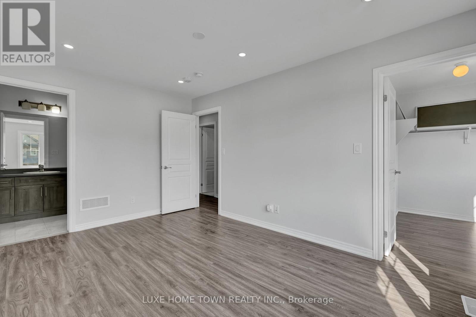 100 Monarch Street, Welland, Ontario  L3C 0G6 - Photo 17 - X12595824