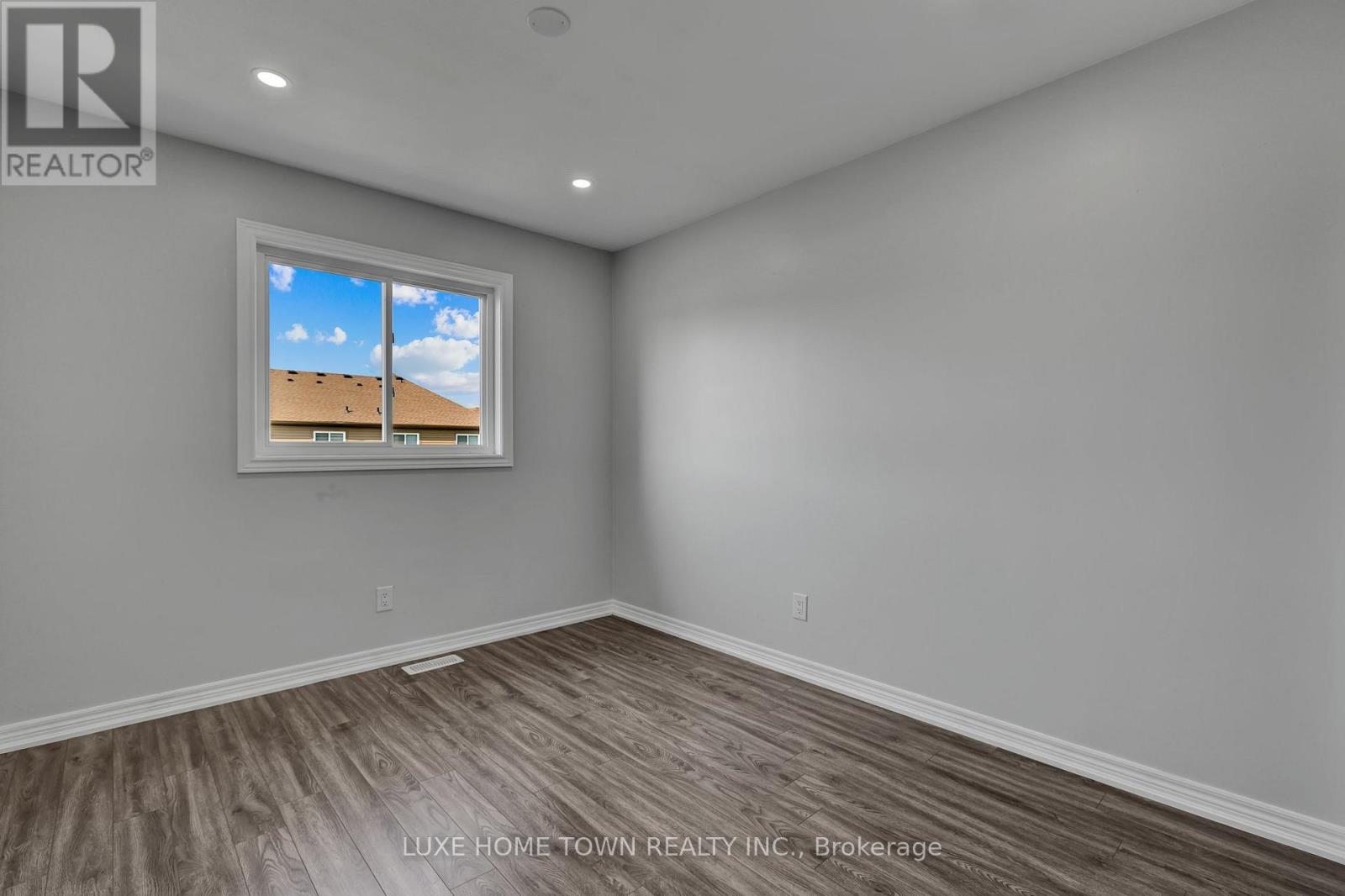 100 Monarch Street, Welland, Ontario  L3C 0G6 - Photo 19 - X12595824