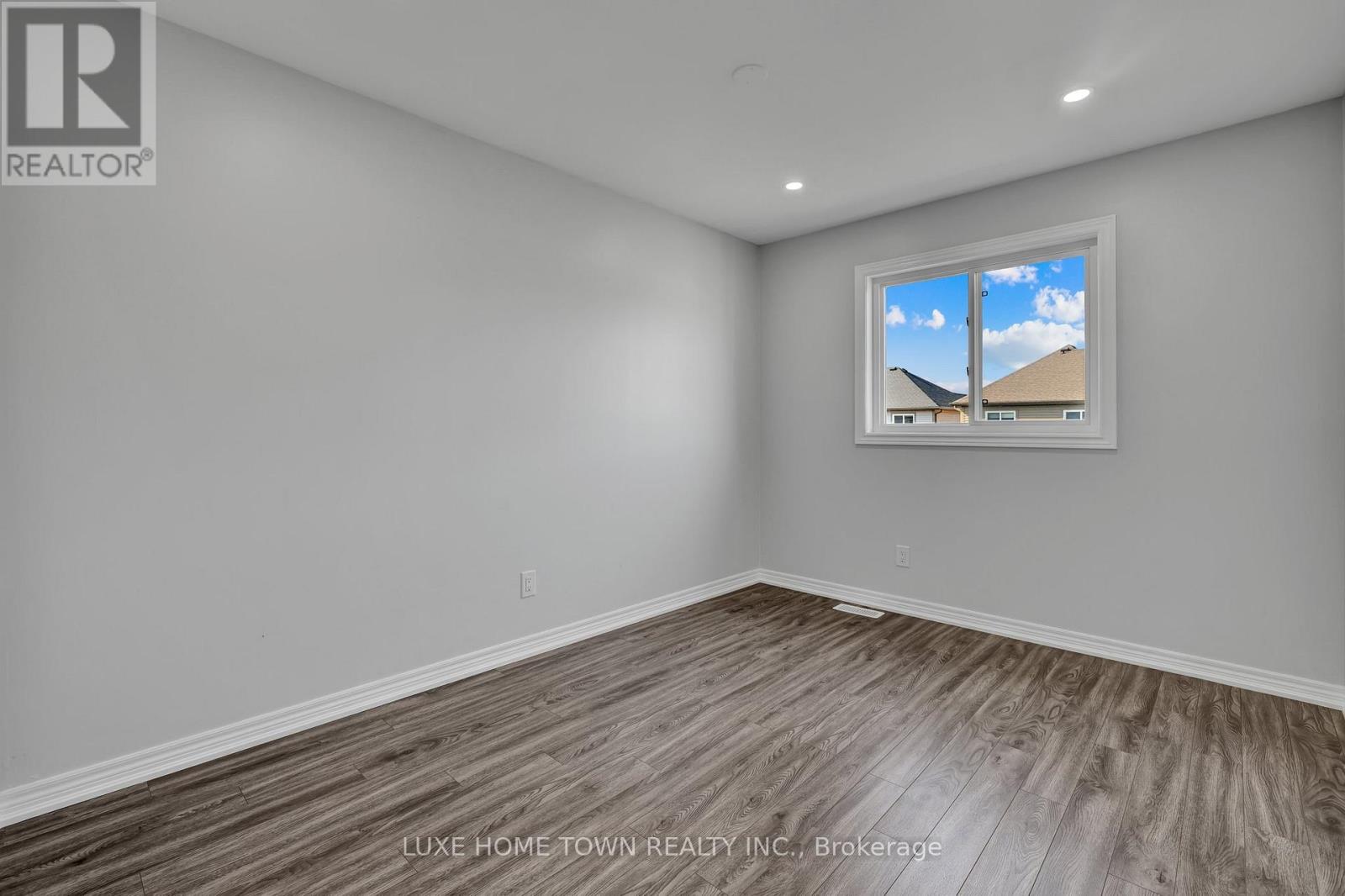 100 Monarch Street, Welland, Ontario  L3C 0G6 - Photo 22 - X12595824