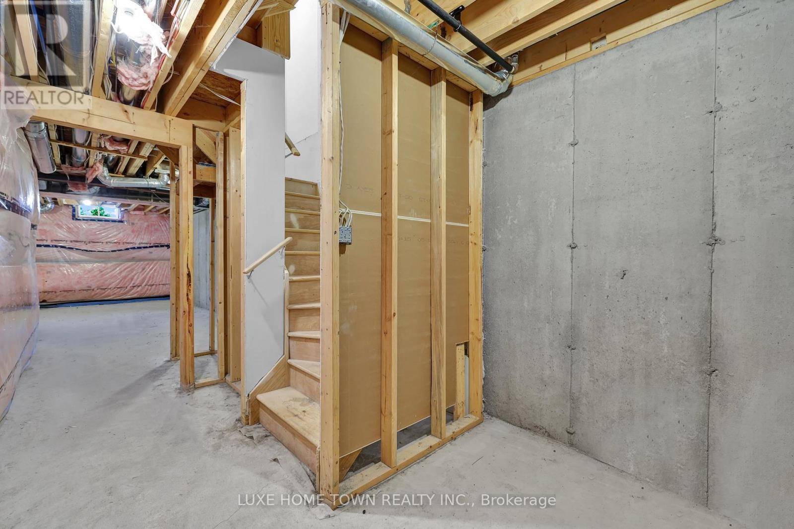 100 Monarch Street, Welland, Ontario  L3C 0G6 - Photo 25 - X12595824