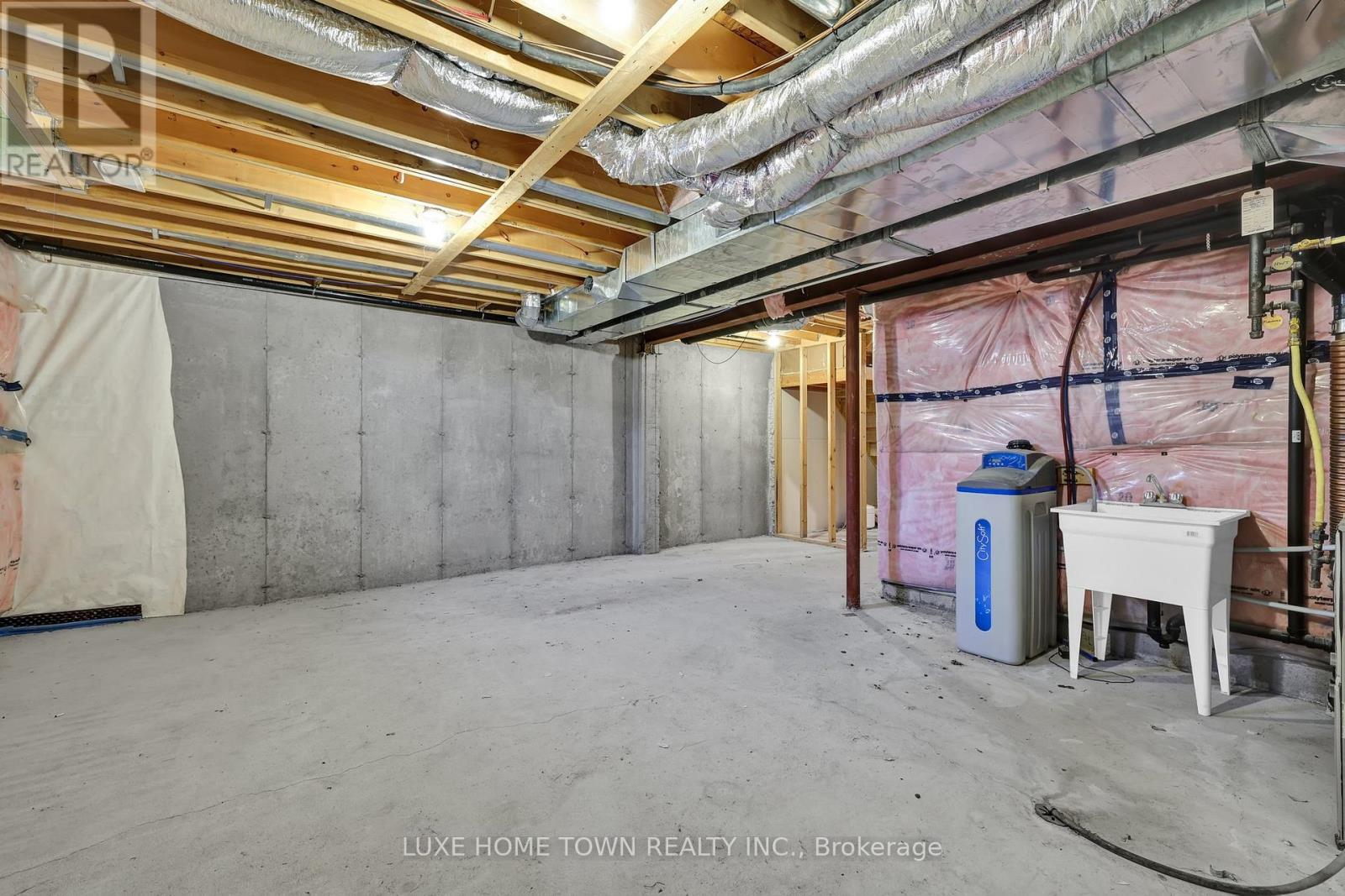 100 Monarch Street, Welland, Ontario  L3C 0G6 - Photo 27 - X12595824