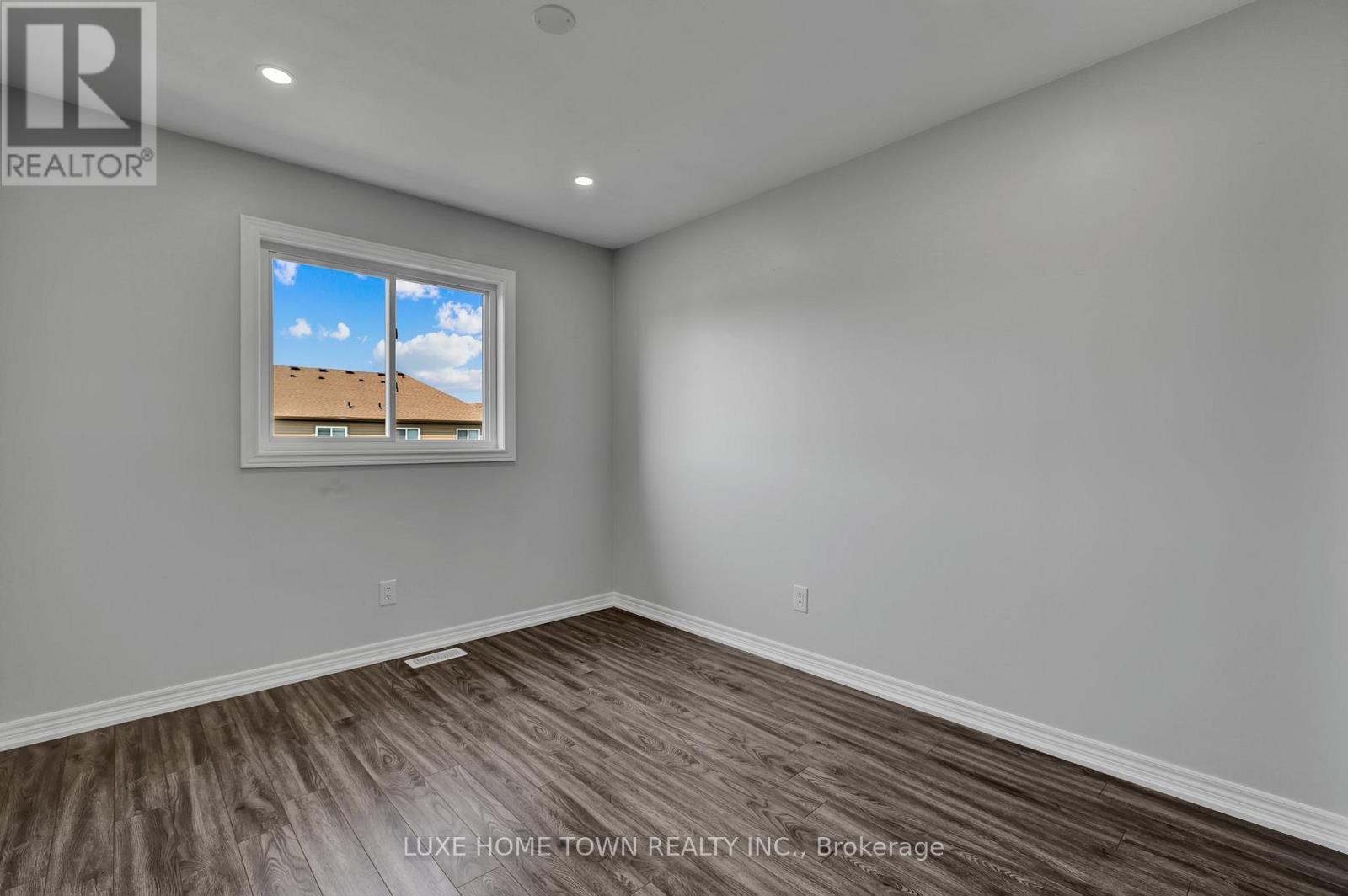 100 Monarch Street, Welland, Ontario  L3C 0G6 - Photo 23 - X12595826