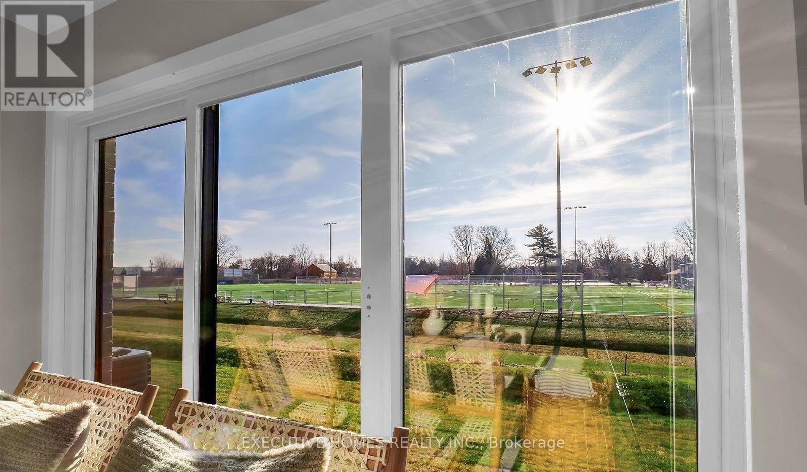 6937 Royal Magnolia Avenue, London South, Ontario  N6P 1H5 - Photo 18 - X12595836