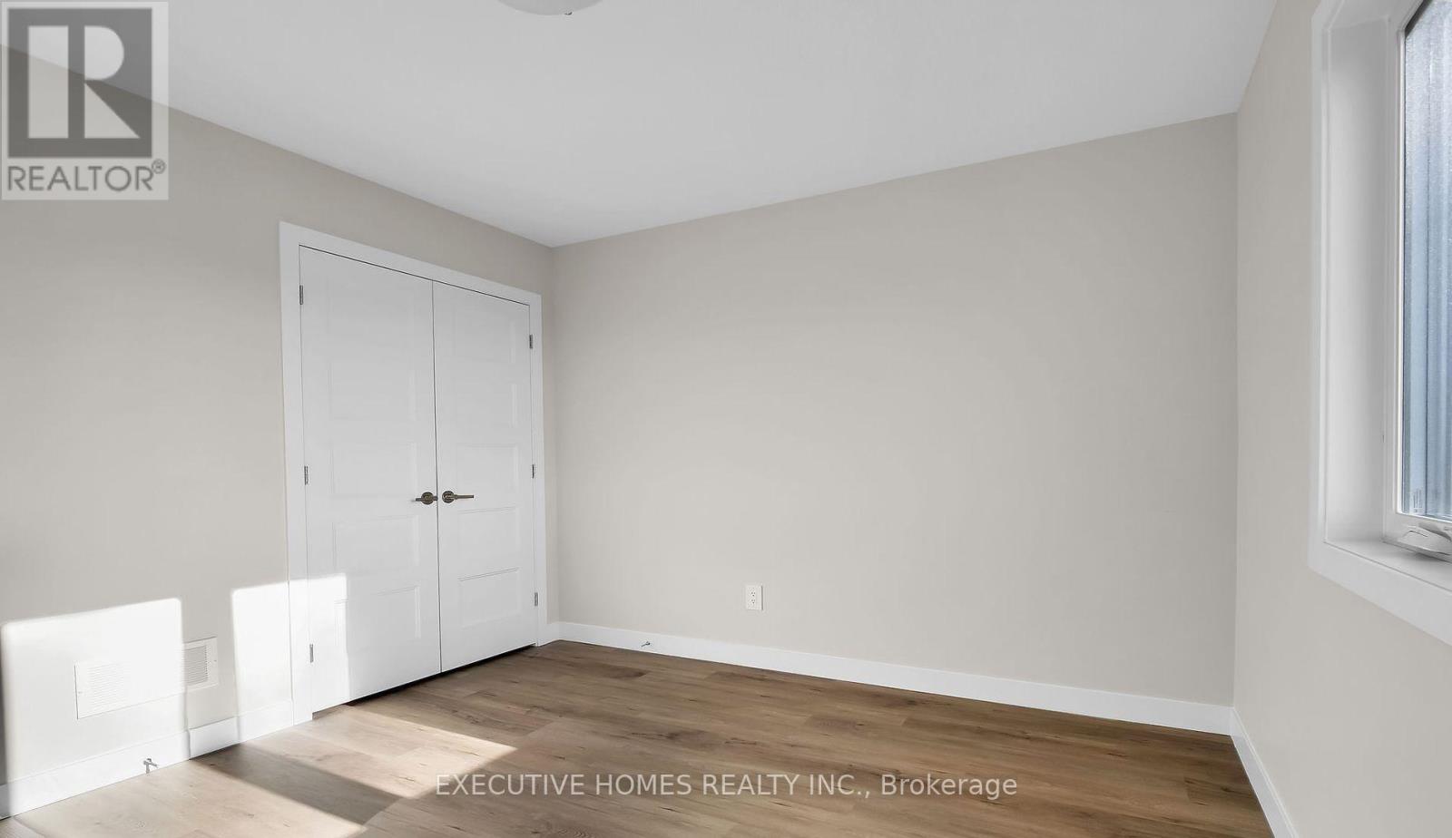 6937 Royal Magnolia Avenue, London South, Ontario  N6P 1H5 - Photo 27 - X12595836