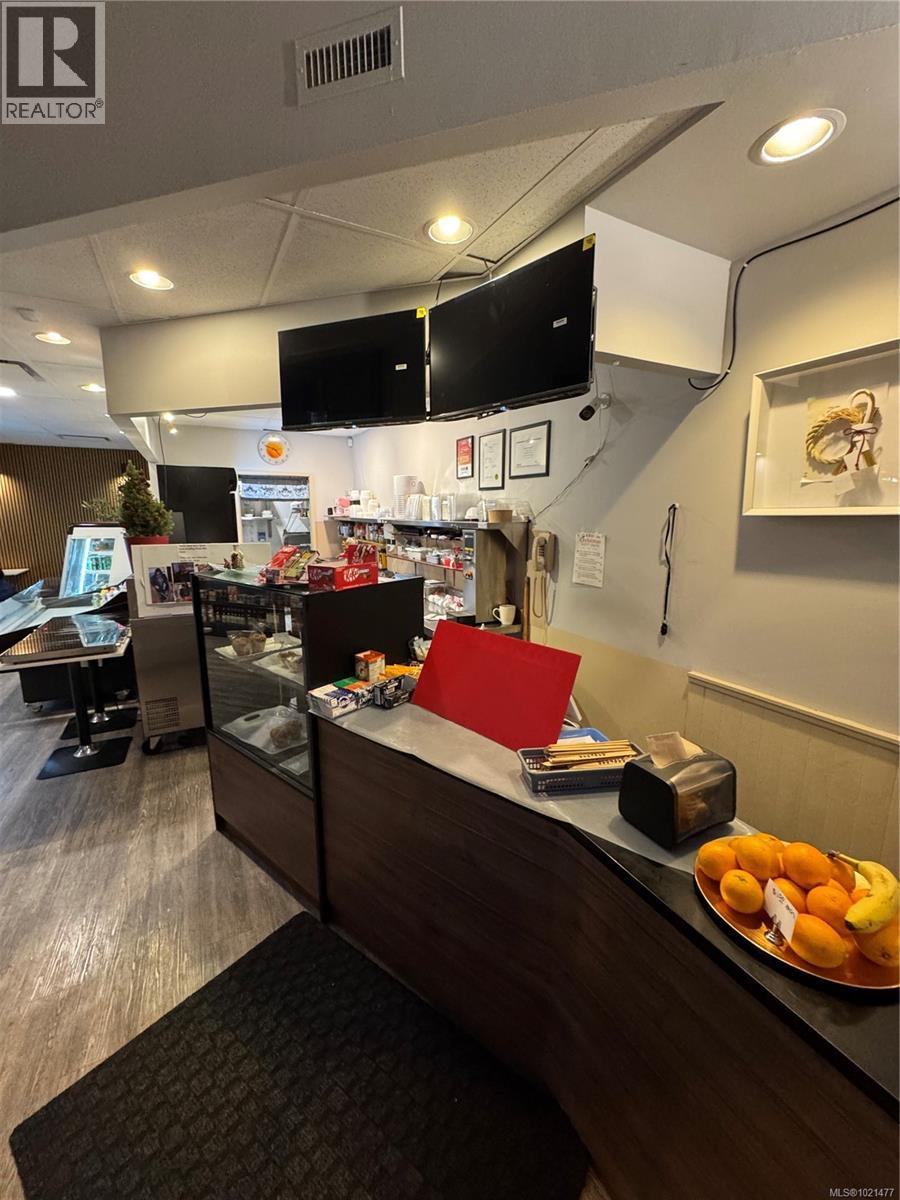 888 Fort St, Victoria, British Columbia  V8W 1H2 - Photo 2 - 1021477