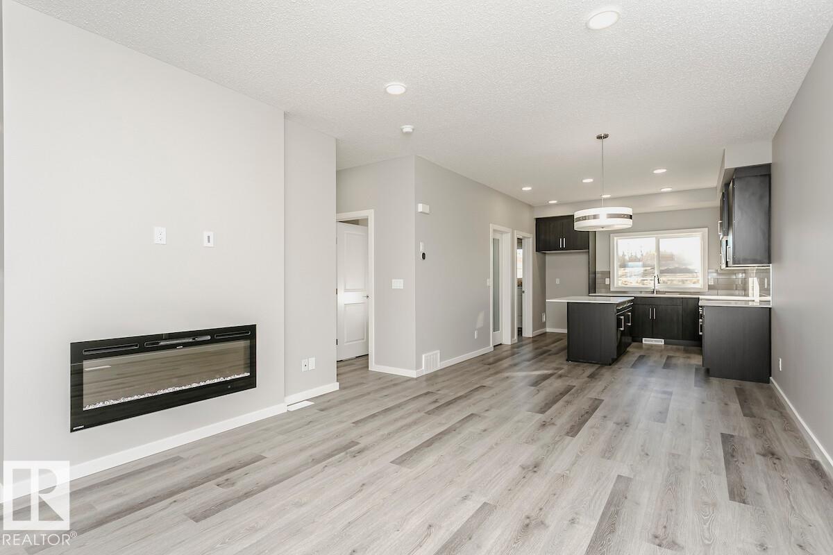 4303 Kinglet Dr Nw, Edmonton, Alberta  T5S 2C2 - Photo 13 - E4464693