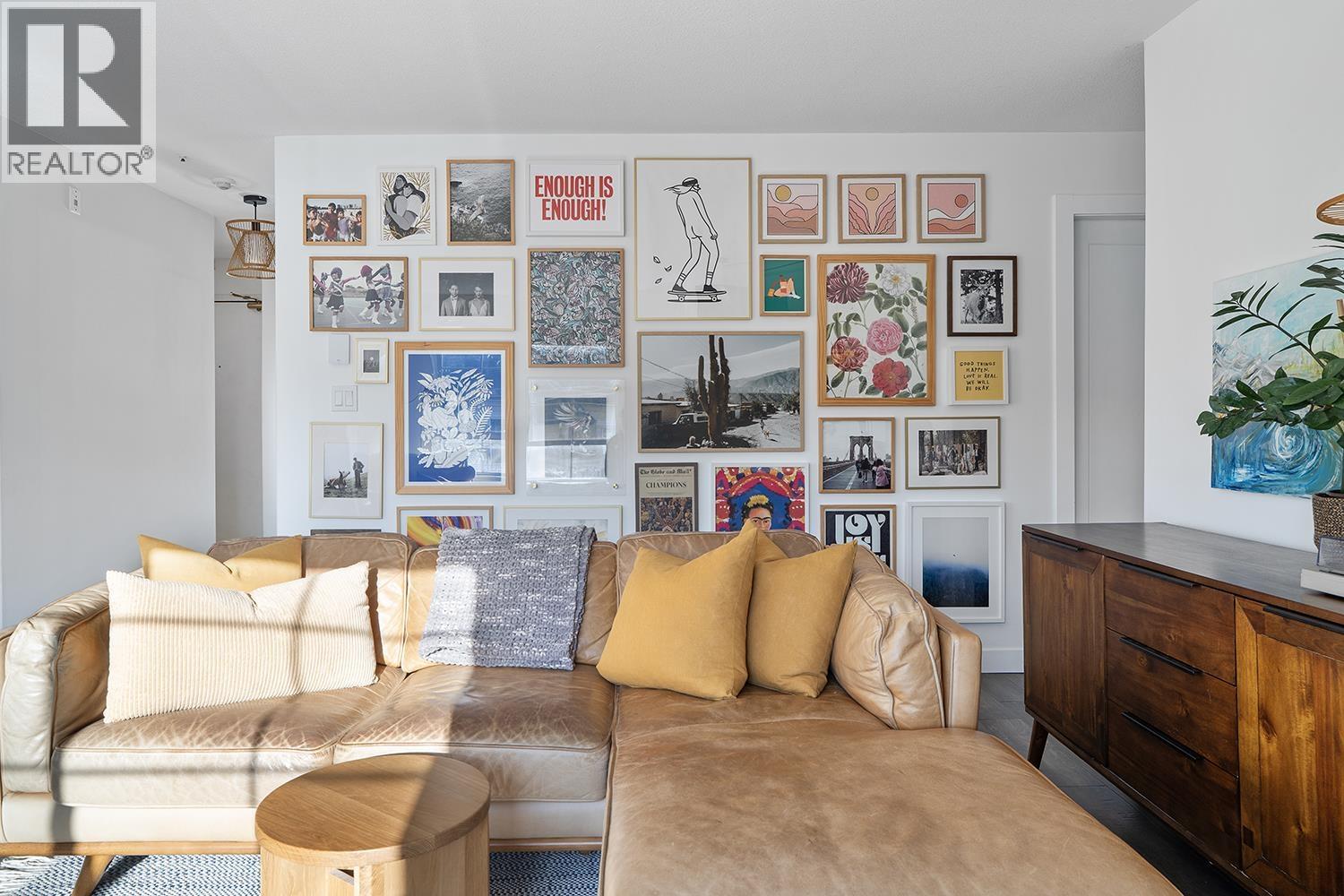 305 1950 E 11 Avenue, Vancouver, British Columbia  V5N 1Z2 - Photo 4 - R3071599