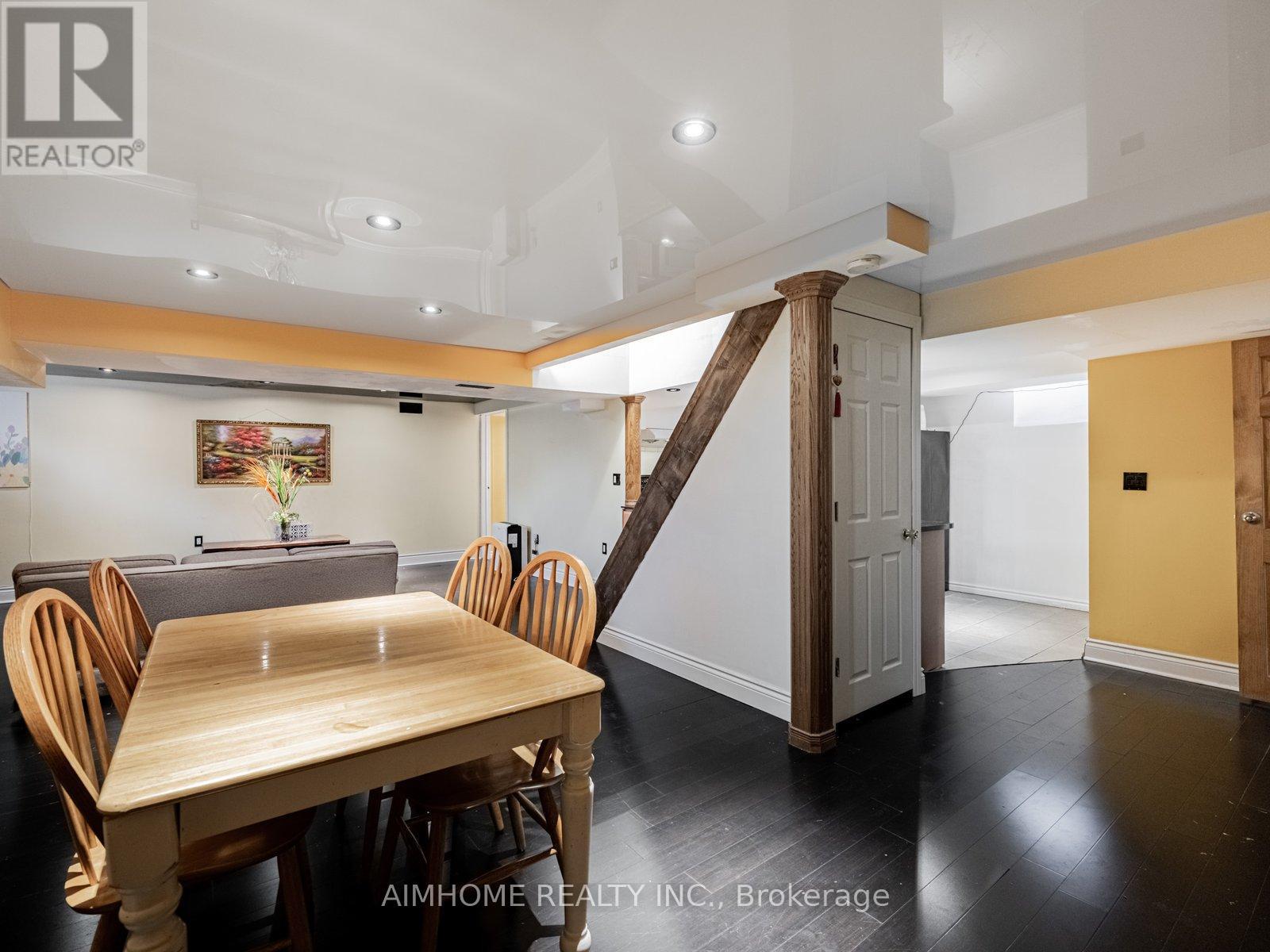 5733 River Grove Avenue, Mississauga, Ontario  L5M 4R3 - Photo 12 - W12570500