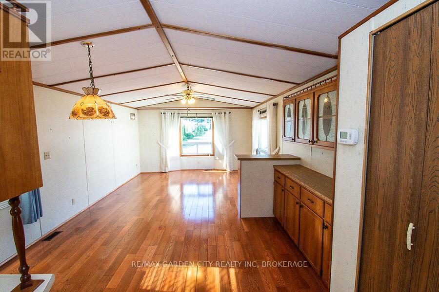 4585 Rachael Lane, Lincoln, Ontario  L3J 0W1 - Photo 9 - X12595828