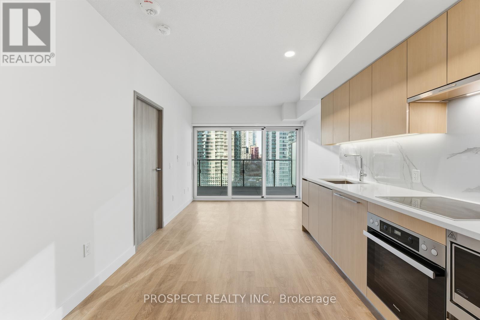 935 - 1 Concord Cityplac Way, Toronto, Ontario  M5V 0X3 - Photo 12 - C12595844