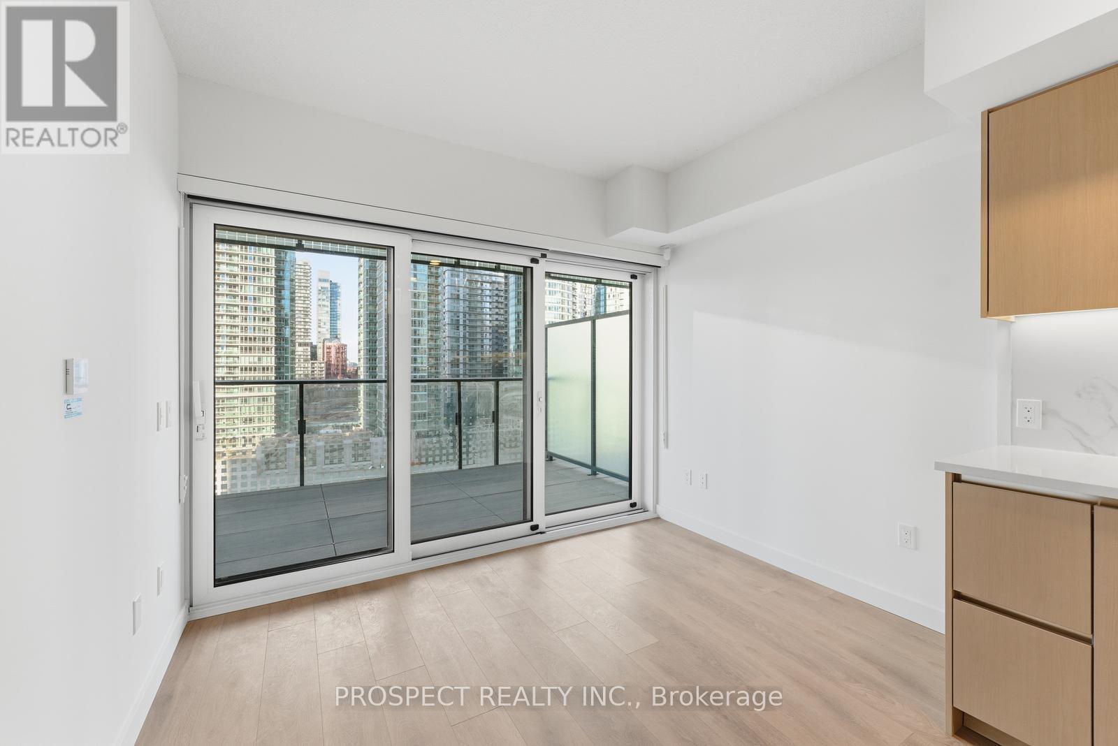 935 - 1 Concord Cityplac Way, Toronto, Ontario  M5V 0X3 - Photo 15 - C12595844