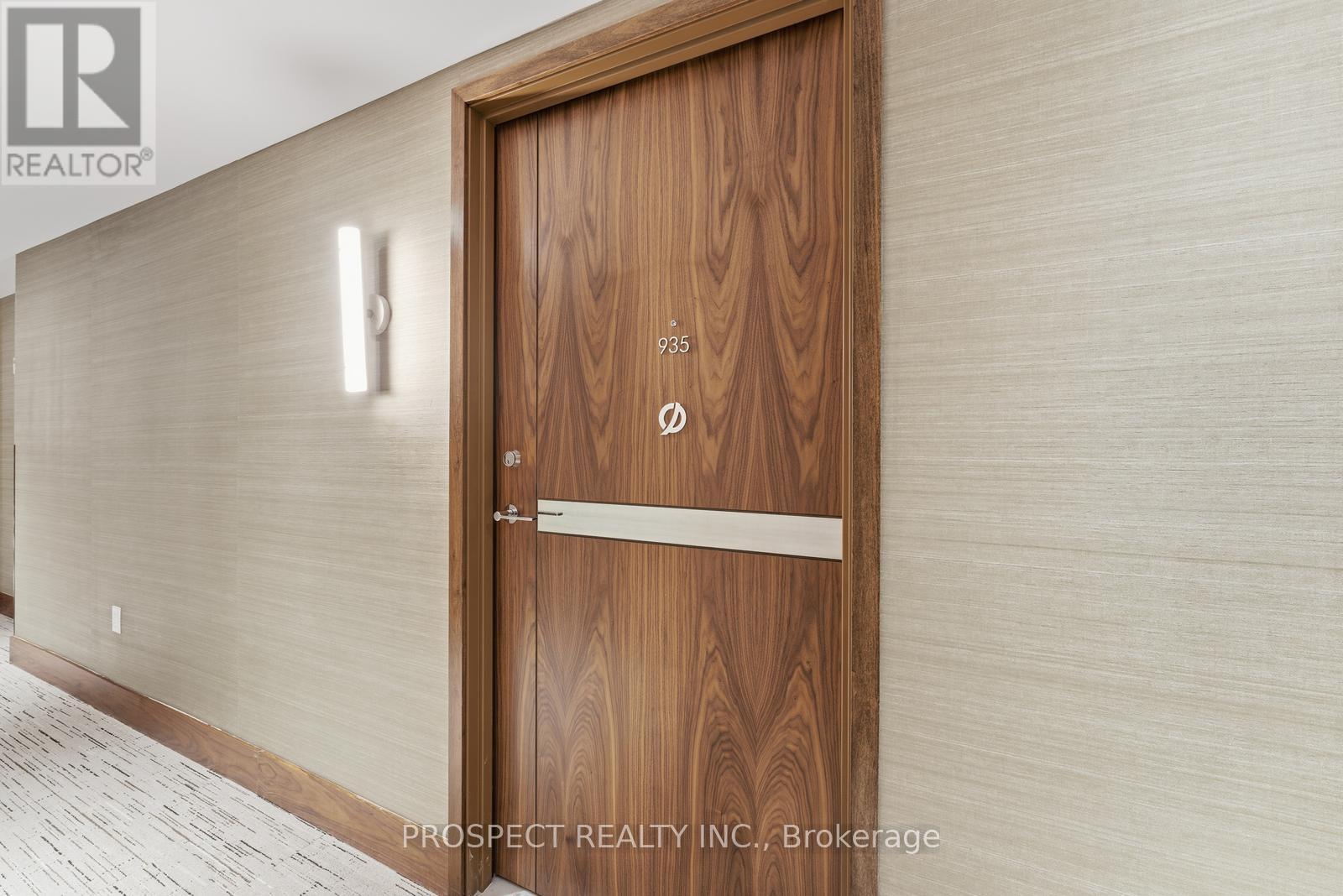 935 - 1 Concord Cityplac Way, Toronto, Ontario  M5V 0X3 - Photo 4 - C12595844