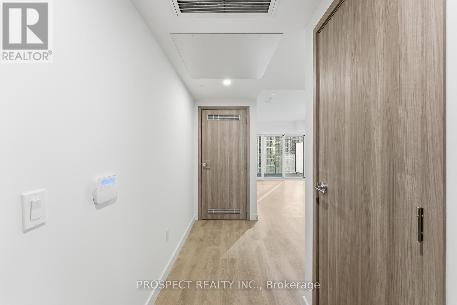 935 - 1 Concord Cityplac Way, Toronto, Ontario  M5V 0X3 - Photo 6 - C12595844