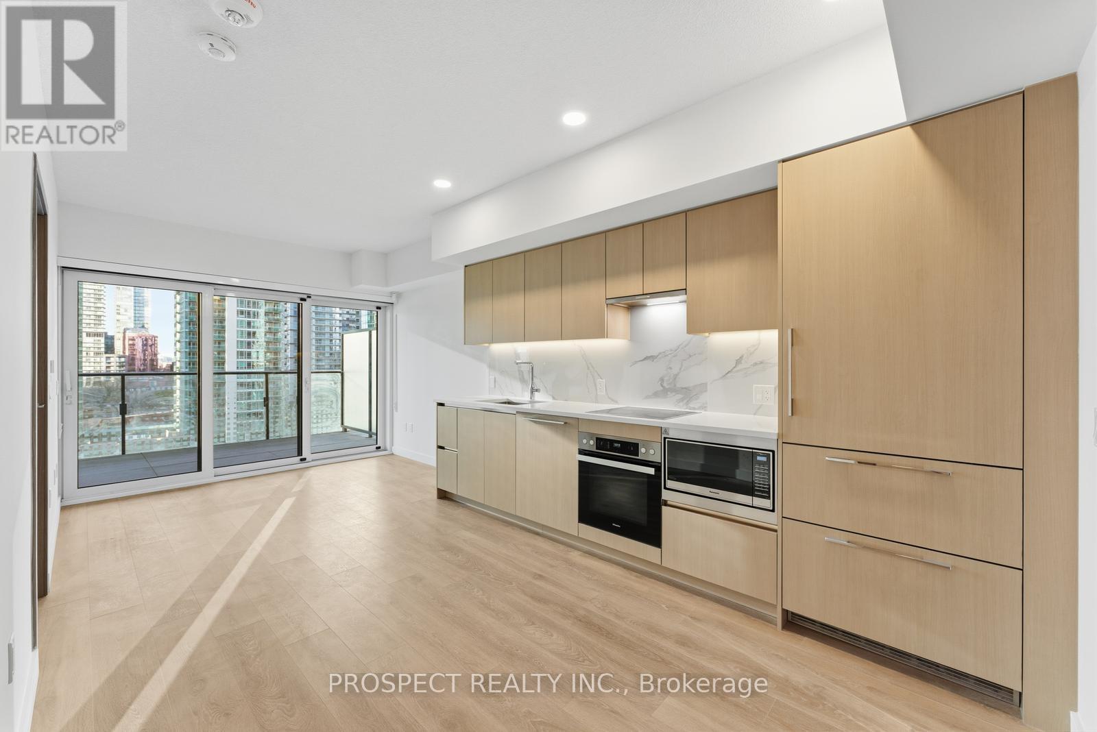 935 - 1 Concord Cityplac Way, Toronto, Ontario  M5V 0X3 - Photo 7 - C12595844