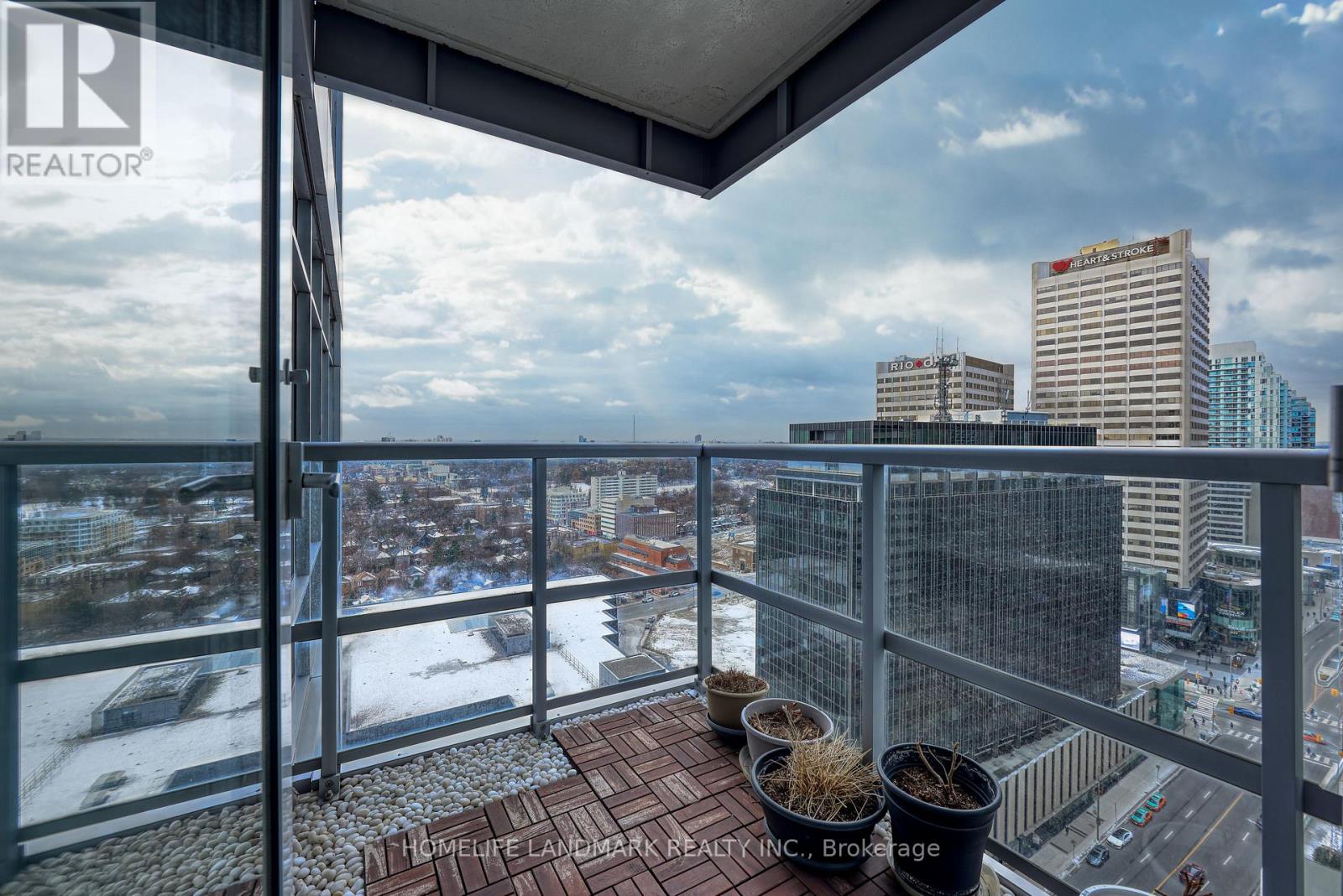 2408 - 2181 Yonge Street, Toronto, Ontario  M4S 3H7 - Photo 21 - C12595920