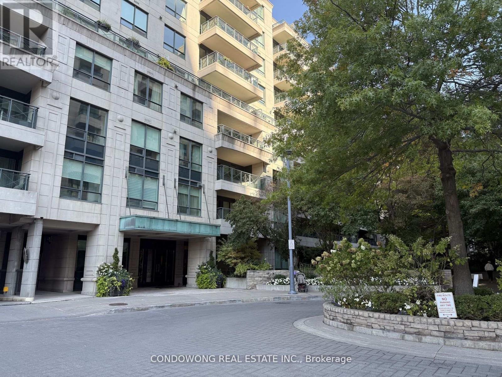 906 - 25 Scrivener Square, Toronto, Ontario  M4W 3Y6 - Photo 5 - C12595960