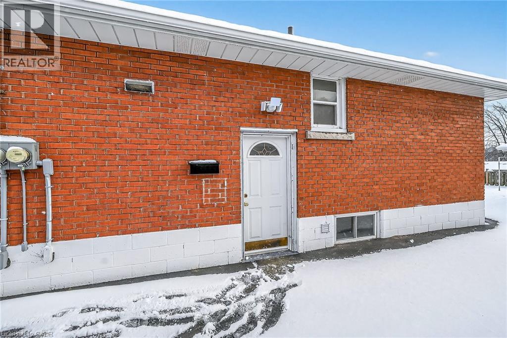 84 Blanmora Drive, Hamilton, Ontario  L8G 2A8 - Photo 3 - 40791310