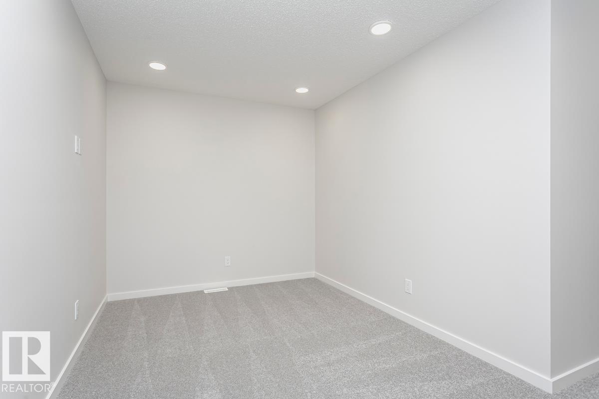 4297 Kinglet Dr Nw, Edmonton, Alberta  T5S 2C2 - Photo 7 - E4464679