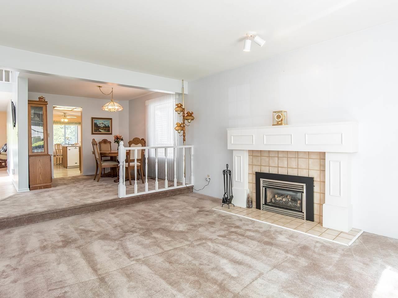 15773 97a Avenue, Surrey, British Columbia  V4N 2V1 - Photo 5 - R3069270