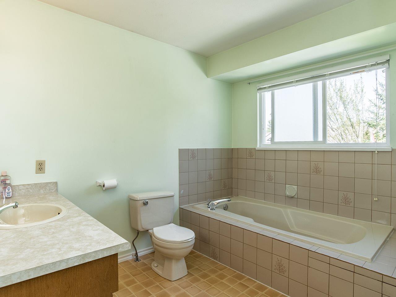 15773 97a Avenue, Surrey, British Columbia  V4N 2V1 - Photo 32 - R3069270