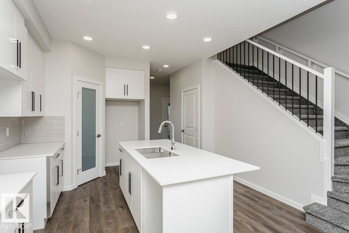 4299 Kinglet Dr Nw, Edmonton, Alberta  T5S 2C2 - Photo 6 - E4464699