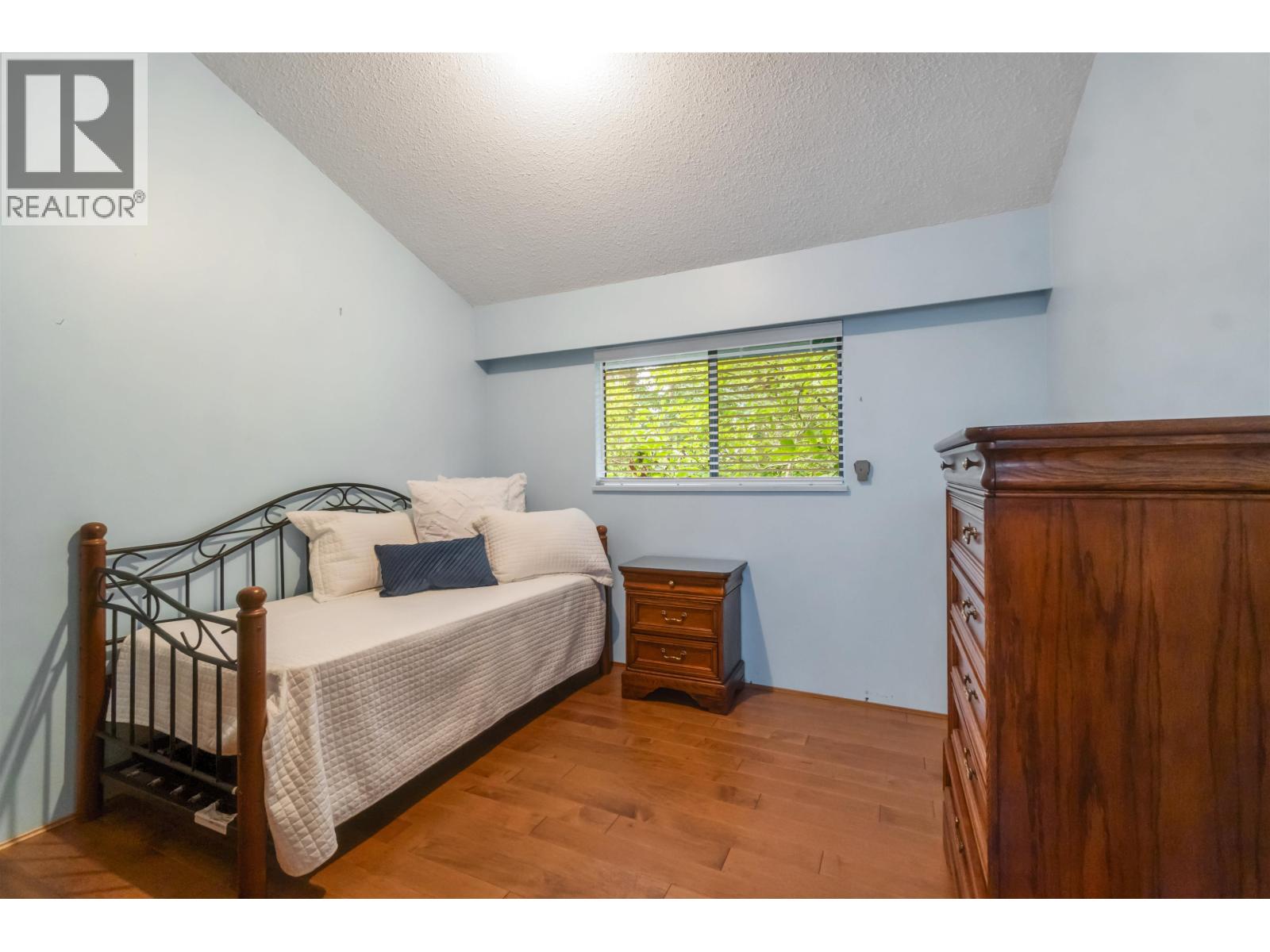 4262 Yuculta Crescent, Vancouver, British Columbia  V6N 3R5 - Photo 19 - R3071461