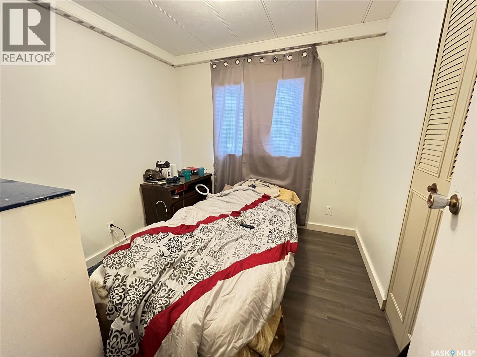 307 Aspen Street, Maple Creek, Saskatchewan  S0N 1N0 - Photo 16 - SK025112