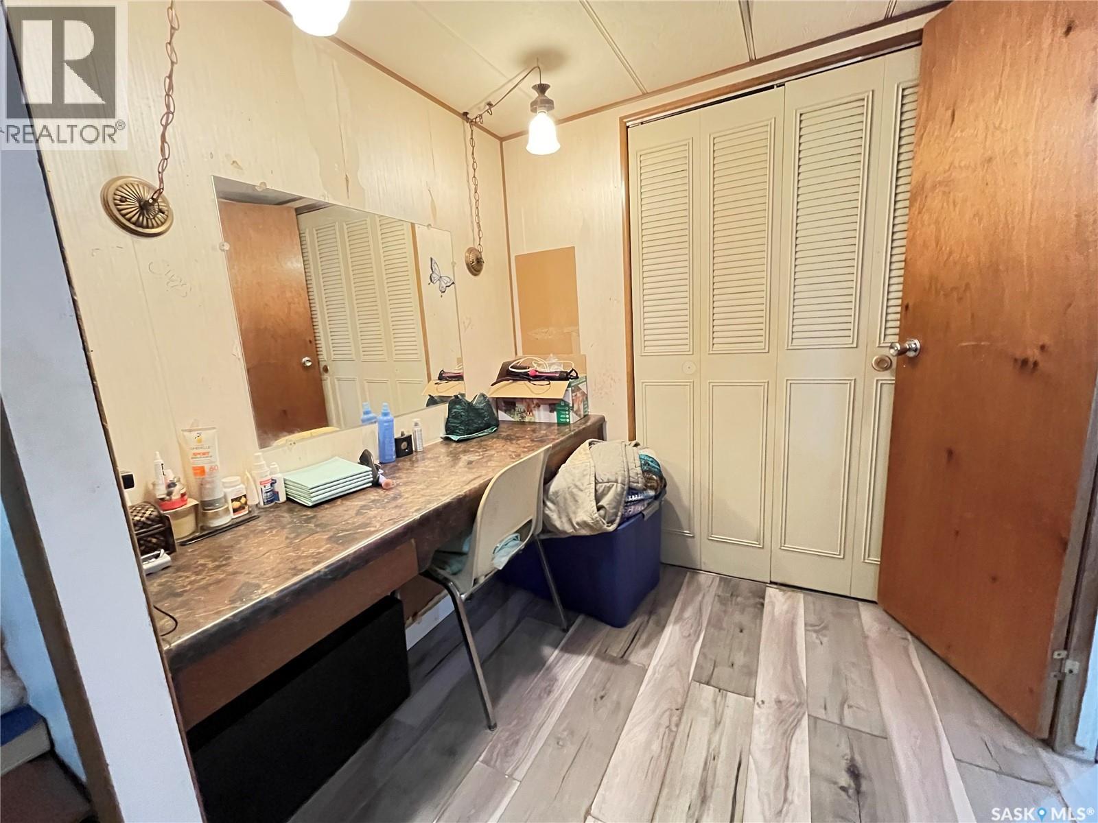 307 Aspen Street, Maple Creek, Saskatchewan  S0N 1N0 - Photo 19 - SK025112