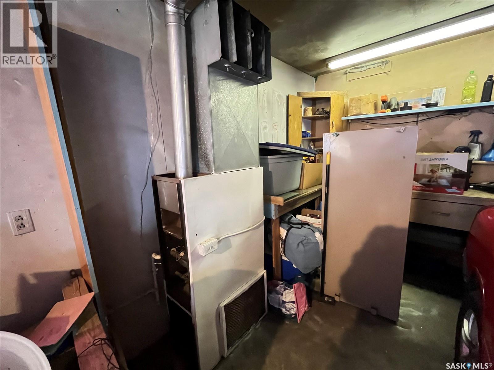 307 Aspen Street, Maple Creek, Saskatchewan  S0N 1N0 - Photo 29 - SK025112