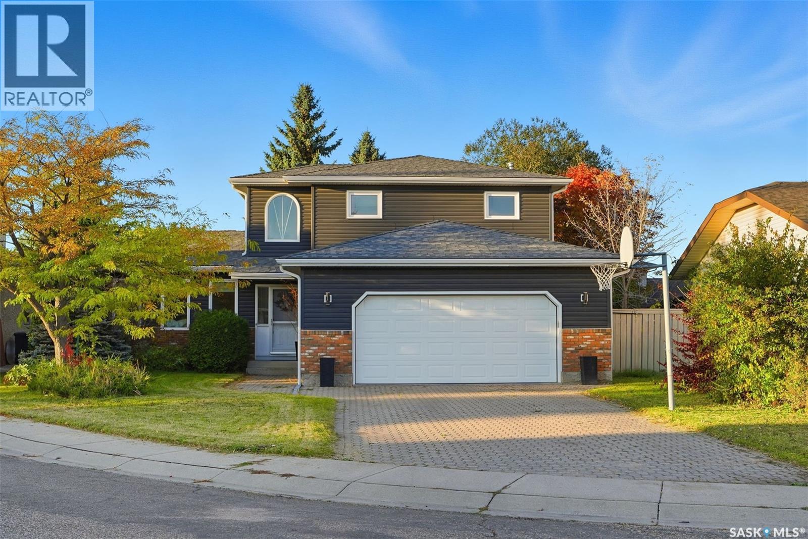 935 Emmeline Terrace, Saskatoon, Saskatchewan  S7J 5G7 - Photo 2 - SK025070