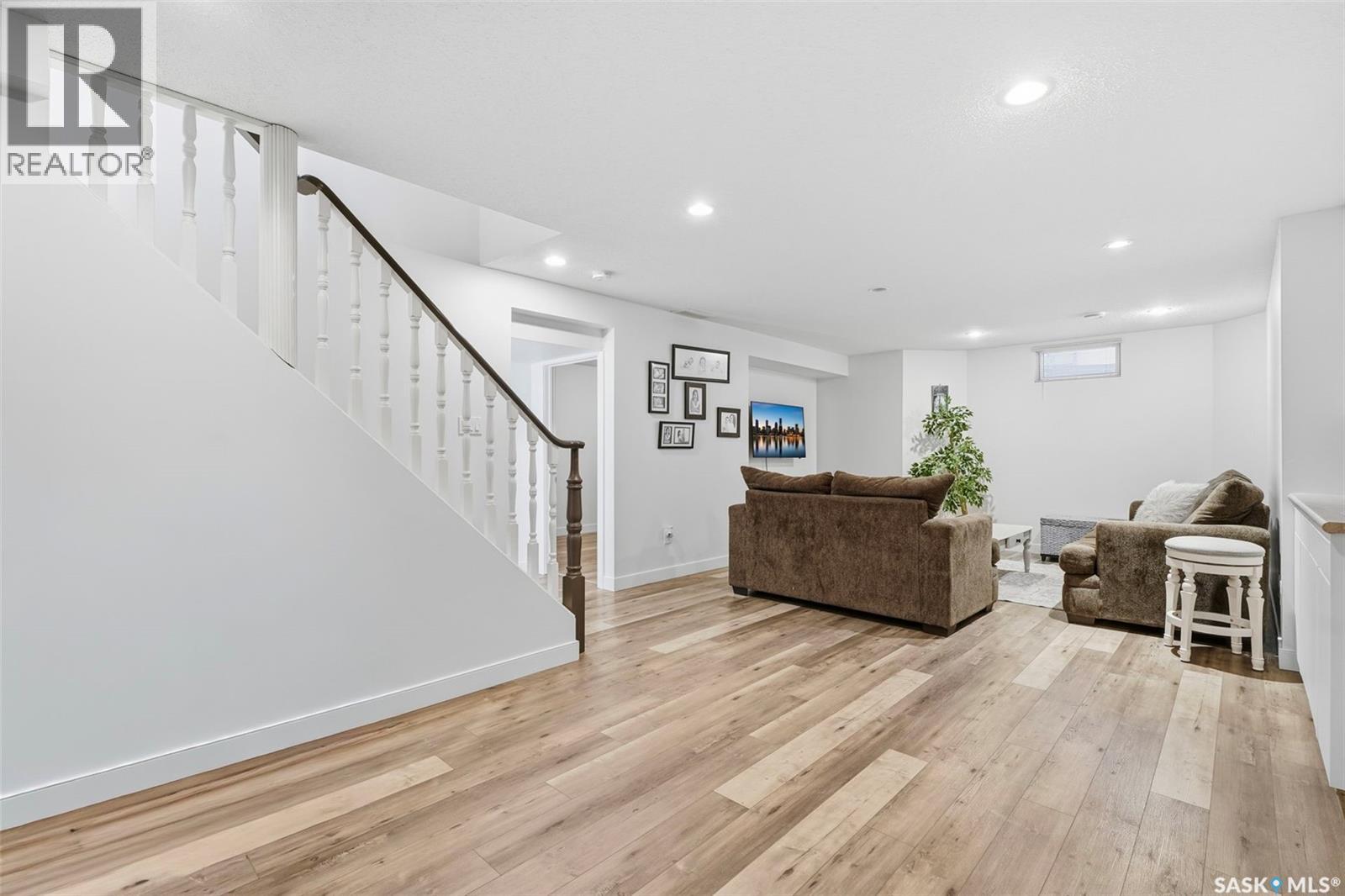 935 Emmeline Terrace, Saskatoon, Saskatchewan  S7J 5G7 - Photo 29 - SK025070