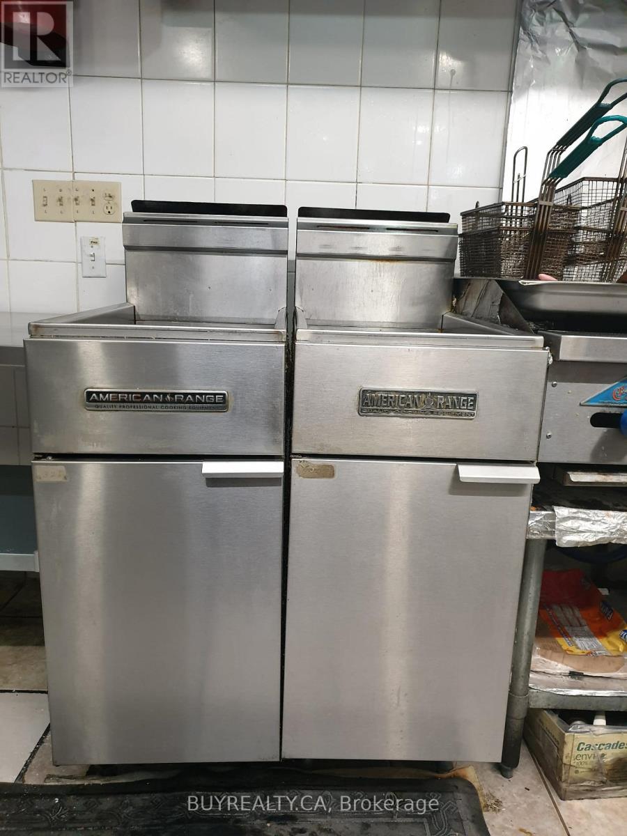 1382 Killarney Beach Road, Innisfil, Ontario  L0L 1W0 - Photo 12 - N12595850