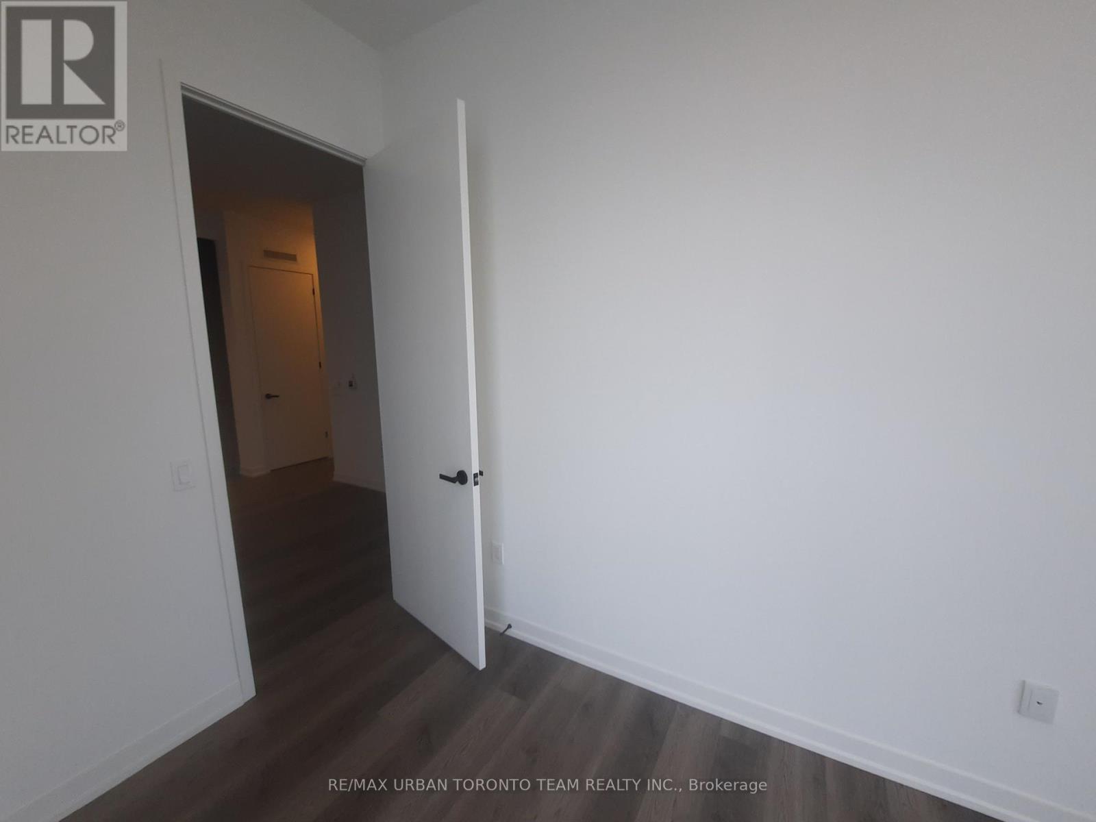 3606 - 8 Interchange Way, Vaughan, Ontario  L4K 5Z7 - Photo 15 - N12595894