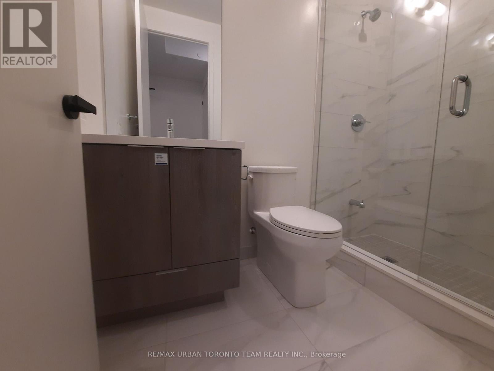 3606 - 8 Interchange Way, Vaughan, Ontario  L4K 5Z7 - Photo 17 - N12595894