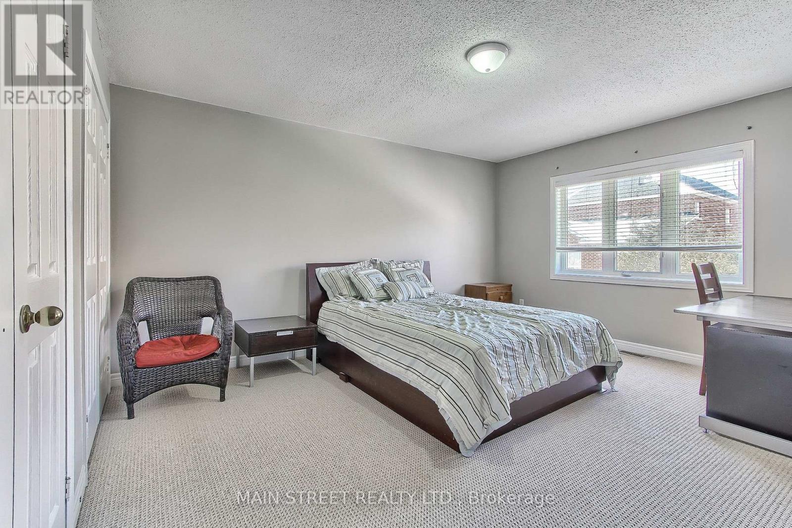 46 Silverstone Crescent, Georgina, Ontario  L4P 4A4 - Photo 35 - N12595924