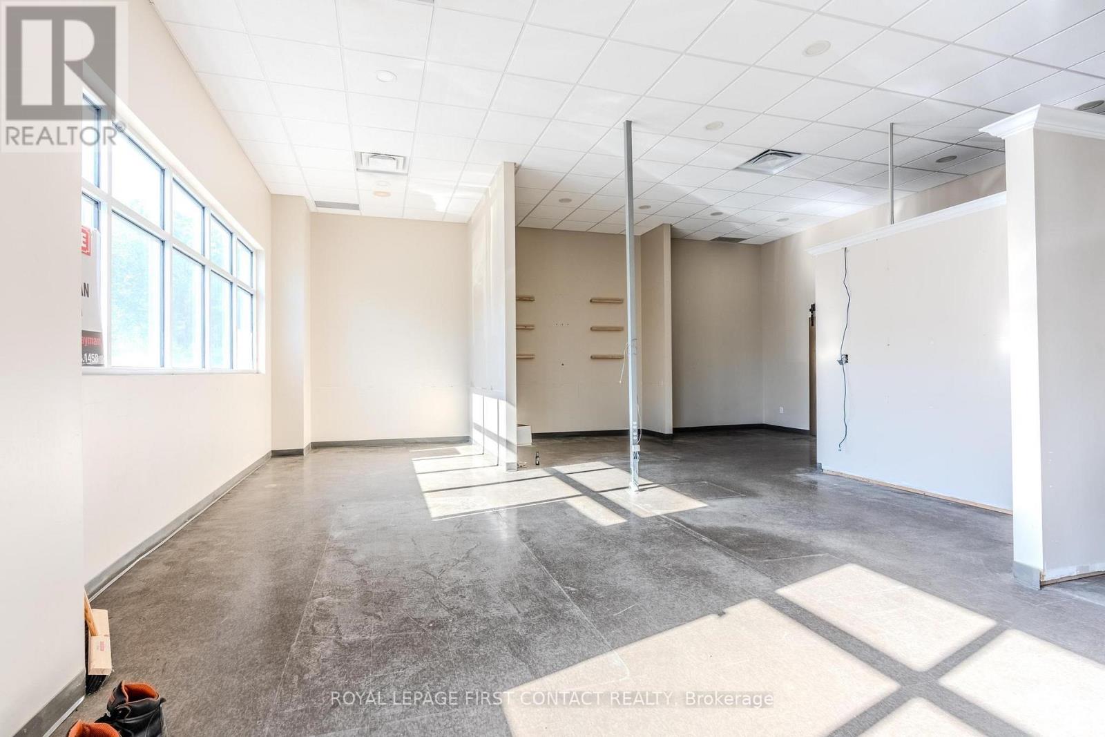 2 - 70 Yonge Street N, Springwater (Elmvale), Ontario  L0L 1P0 - Photo 3 - S12595880