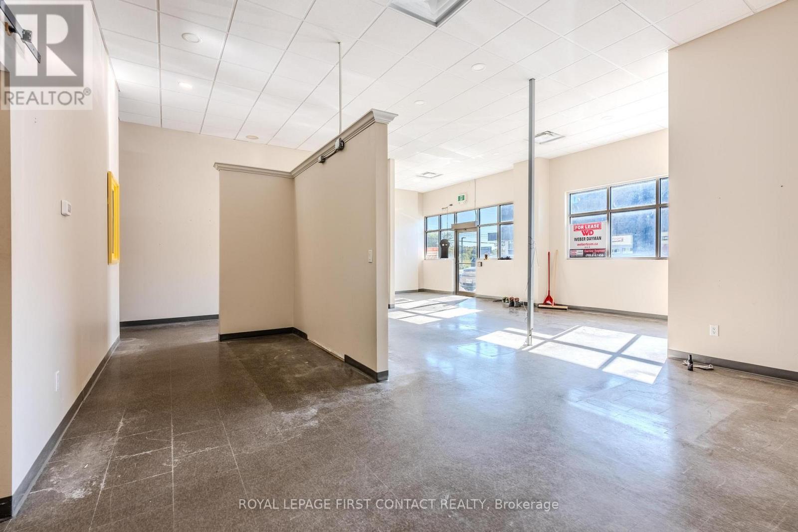 2 - 70 Yonge Street N, Springwater (Elmvale), Ontario  L0L 1P0 - Photo 6 - S12595880