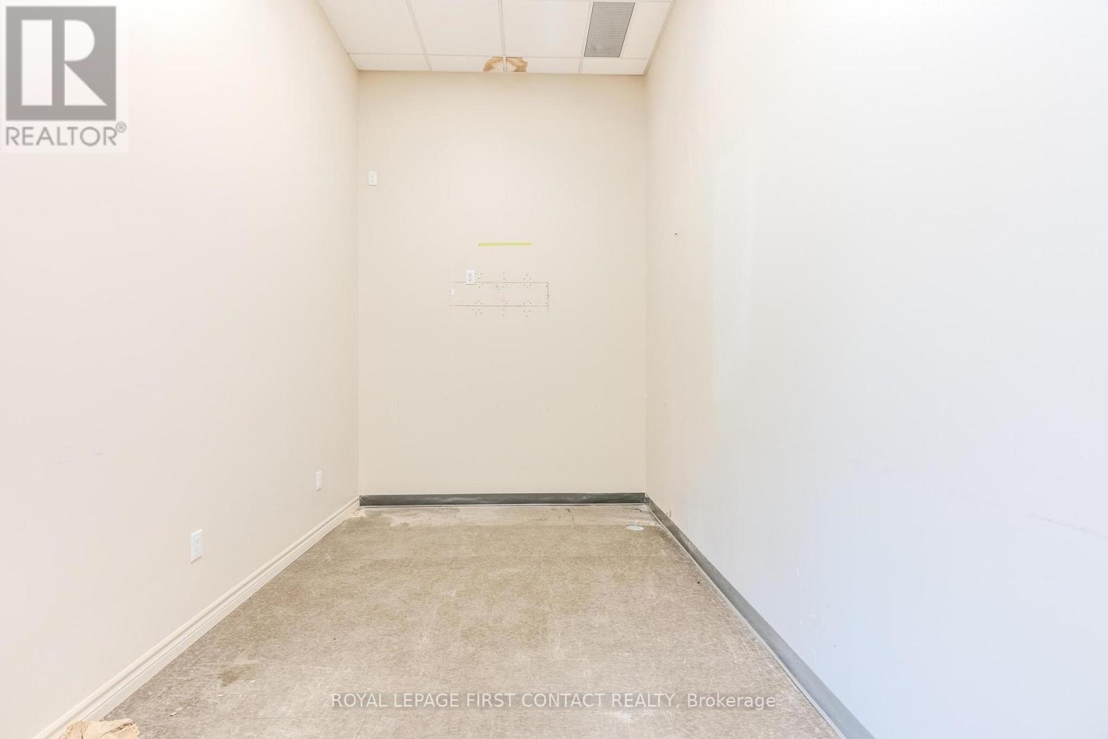 2 - 70 Yonge Street N, Springwater (Elmvale), Ontario  L0L 1P0 - Photo 7 - S12595880