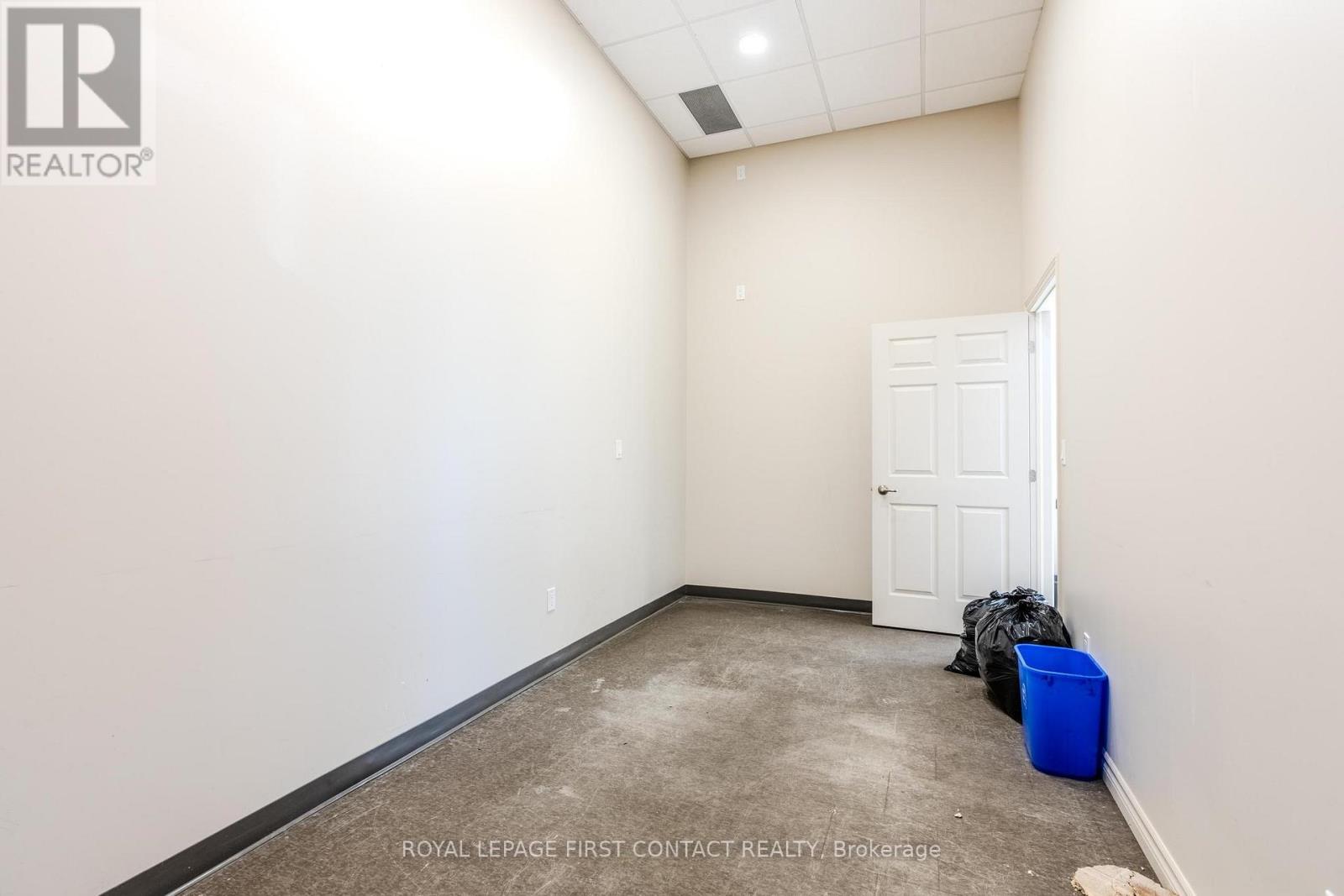 2 - 70 Yonge Street N, Springwater (Elmvale), Ontario  L0L 1P0 - Photo 8 - S12595880